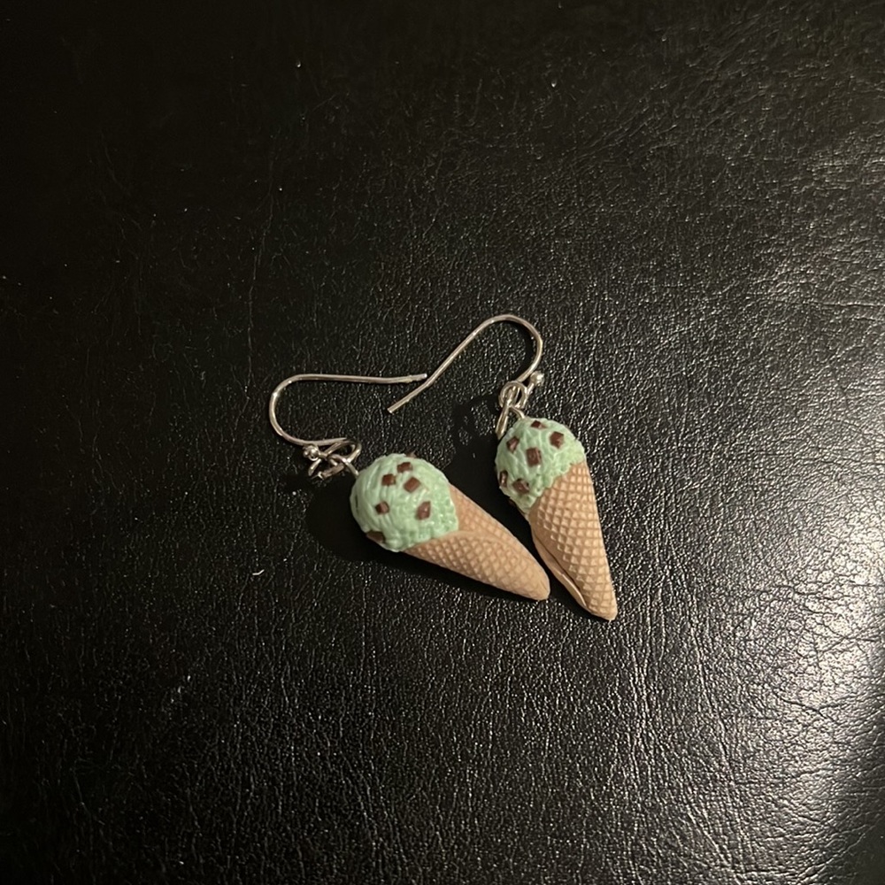 🎉4 for $10-Ice Cream Cone Dangle Earrings